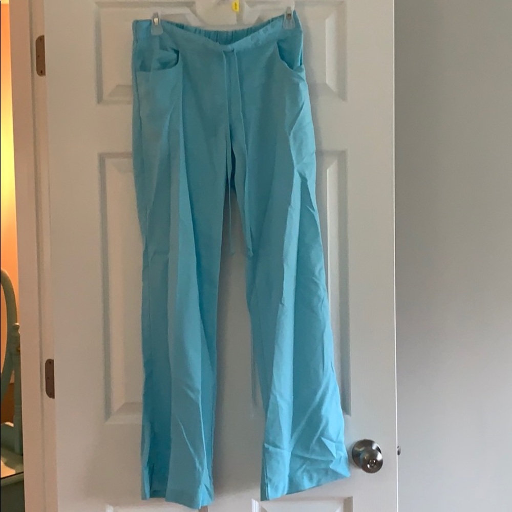 Scrub bottoms